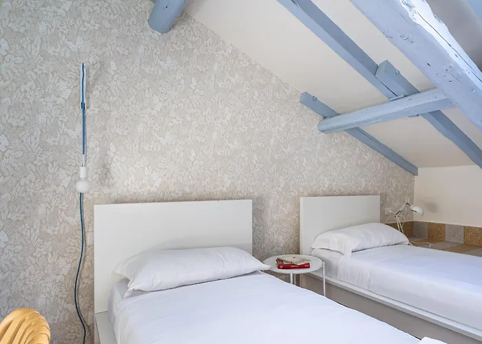 Apartament Iflat Vatican New & Comfy Sunlit *