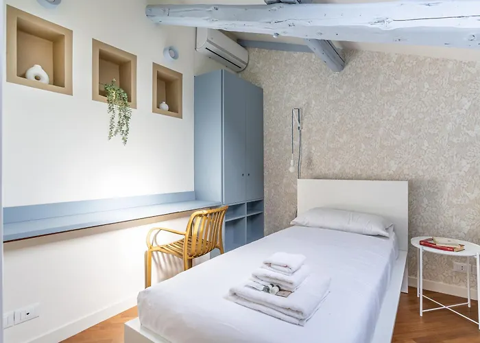 Iflat Vatican New & Comfy Sunlit Apartament *